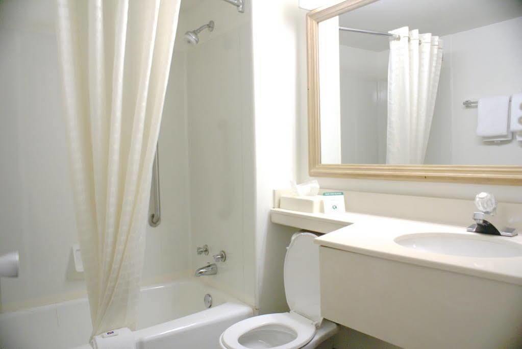 Comfort Inn & Suites Pittsburgh Gibsonia 외부 사진